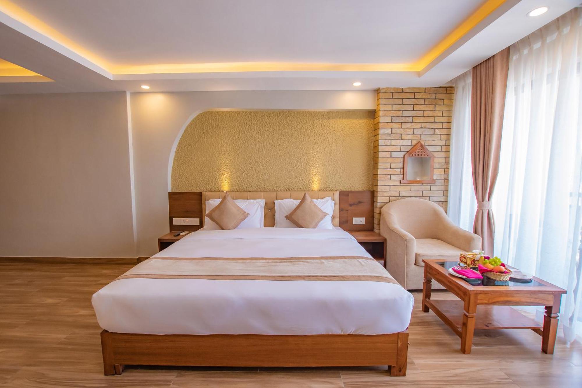 Hotel Pokhara Village & Spa Exteriér fotografie