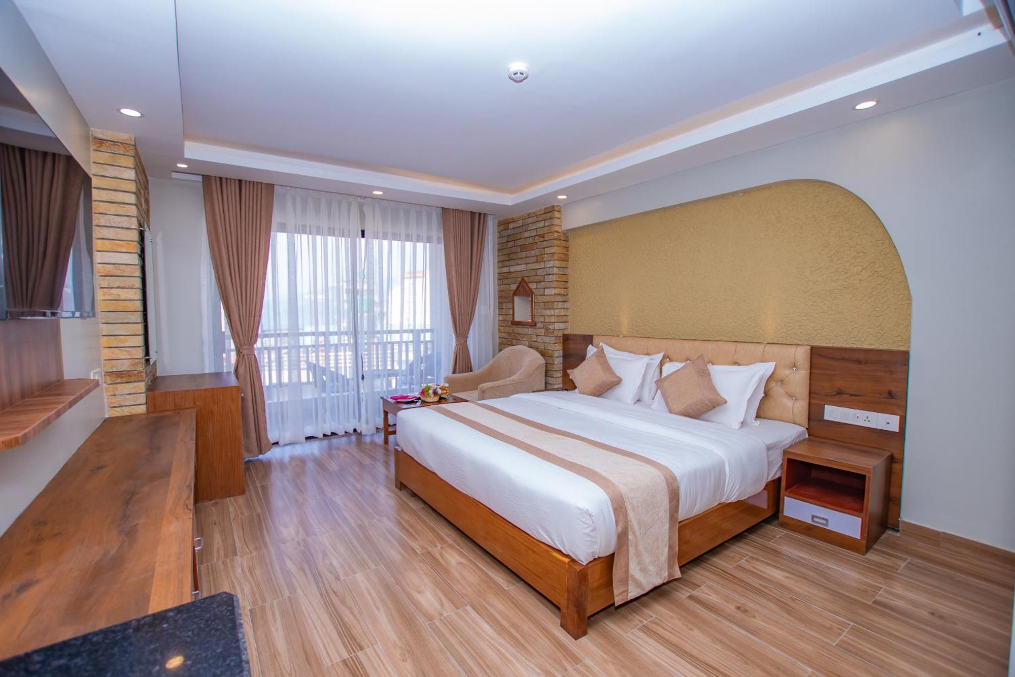 Hotel Pokhara Village & Spa Exteriér fotografie